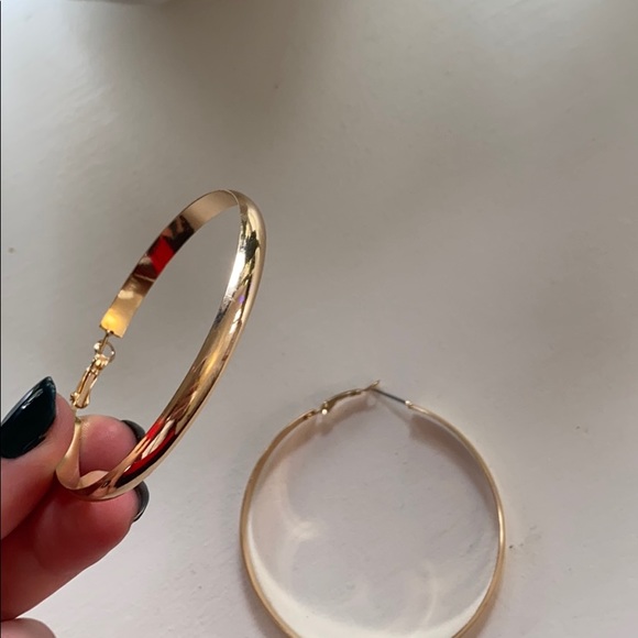 Gold hoops - Picture 2 of 2